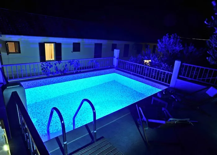 Meri Lux דירה סוטיבאן