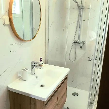 Apartment Meri Lux Sutivan
