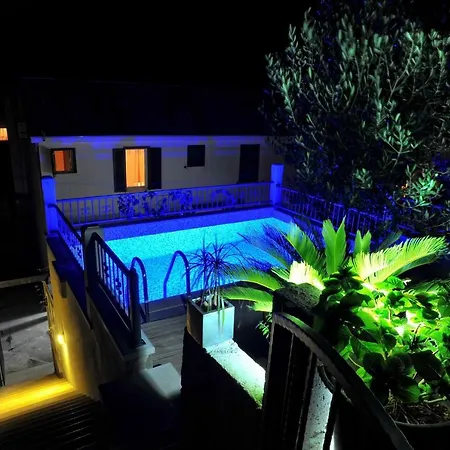 Meri Lux Appartement *